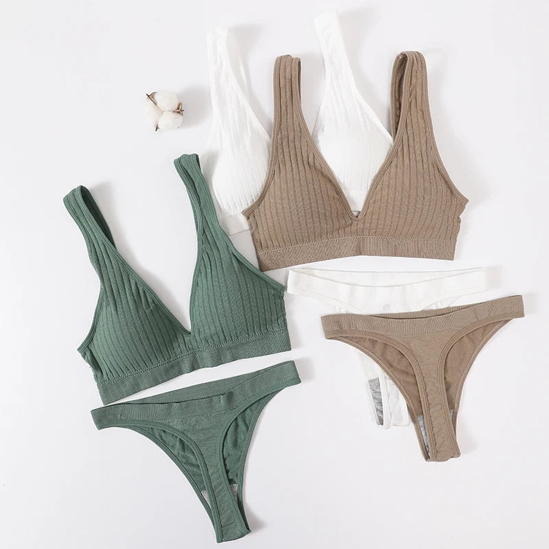 Seamless Underwear Set with Wireless Push Up Bra