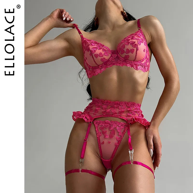 Queen of Hearts Lingerie Set